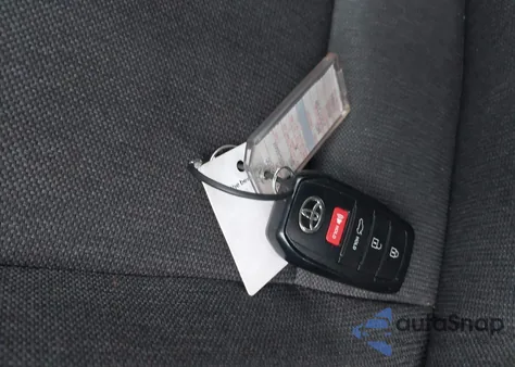 2025 Toyota Camry Le from USA, damaged, VIN 4T1DAACK1SU007225